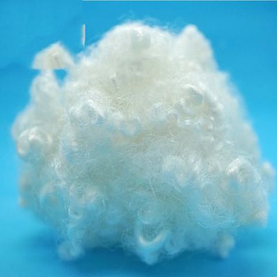 fibre de polyester conjuguée creuse de 7Dx64mm Siliconized pour remplir Sofa Pillow