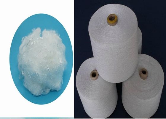 Fibre discontinue de polyesters blanche solide de PSF 1.5D pour tourner 25mm à 102mm