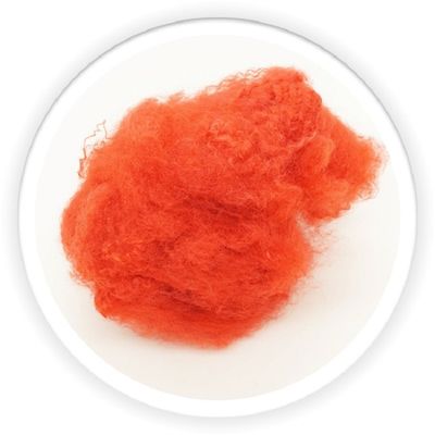 le dopant de 15D 32mm a teint la matière première de polyester pour les écrans antibruits