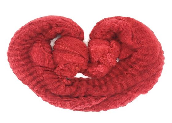 Enduisez le polyester teint remorquent la matière première 102mm de polyester de solide de 100%