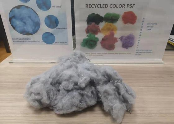 1.2D à 20D a réutilisé la fibre de polyester 64mm pour le tissu non-tissé perforé par aiguille